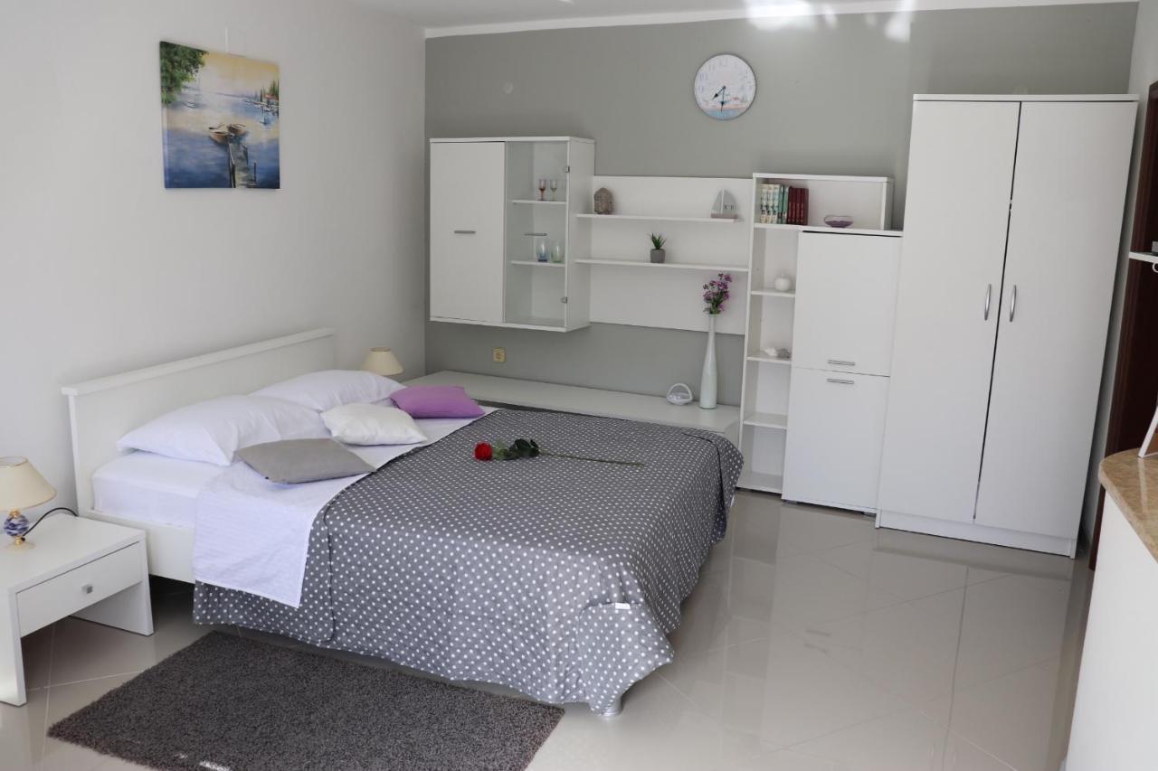 An Amazing Studio Apartment بريمونتيرا المظهر الخارجي الصورة